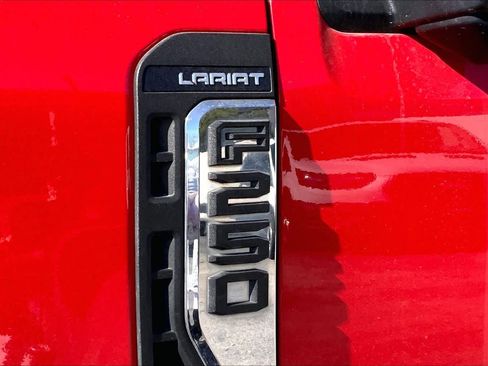 Used 2023 Ford F250 Lariat w/ Lariat Ultimate Package image 28