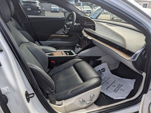 Used 2022 Lucid Air Grand Touring AWD/4WD image 19