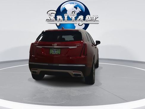 Used 2022 Cadillac XT5 Premium Luxury image 9