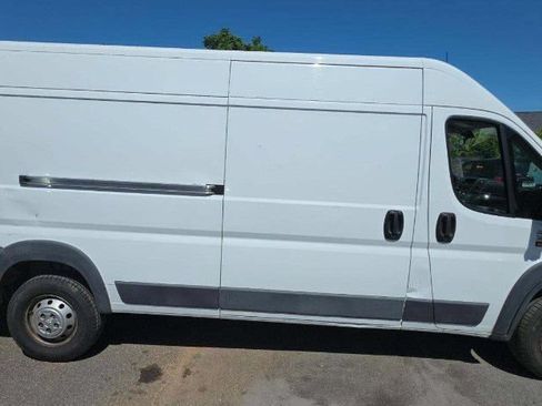 Used 2014 RAM ProMaster 3500 FWD image 2