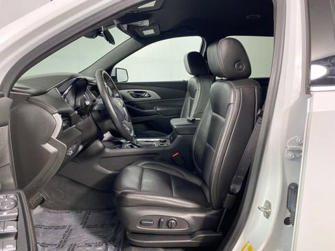 Certified 2023 Chevrolet Traverse LT AWD/4WD image 11