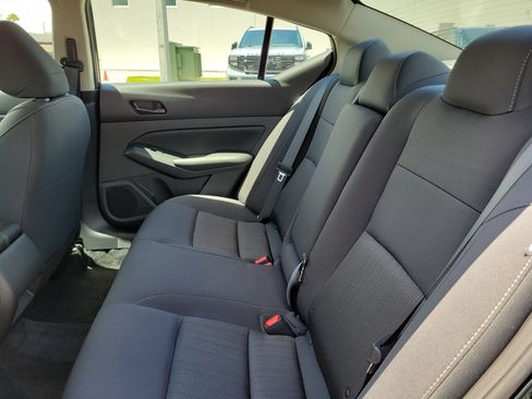 Certified 2025 Nissan Altima 2.5 S FWD image 13