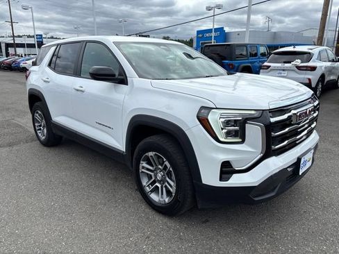 Used 2025 GMC Terrain Elevation AWD/4WD image 7