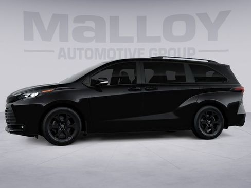 New 2026 Toyota Sienna XLE Woodland Edition image 3
