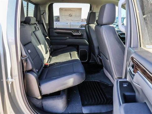 New 2026 GMC Sierra 2500 SLE w/ Preferred Package image 17