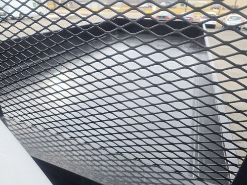 Used 2022 Ford F750 2WD Regular Cab Super Duty image 33