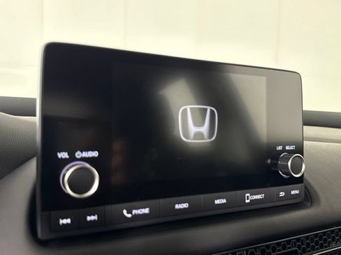 Used 2025 Honda HR-V LX image 16