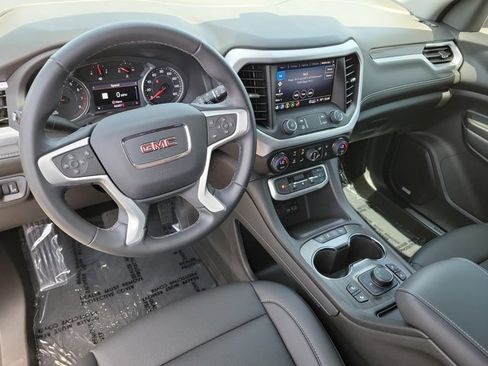 Used 2023 GMC Acadia SLT w/ Elevation Edition FWD image 10