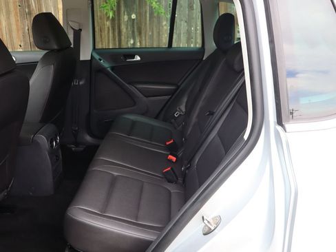 Used 2014 Volkswagen Tiguan SEL AWD/4WD image 20