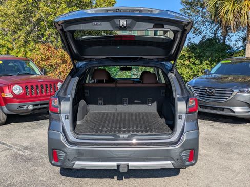 Used 2020 Subaru Outback Touring XT image 13