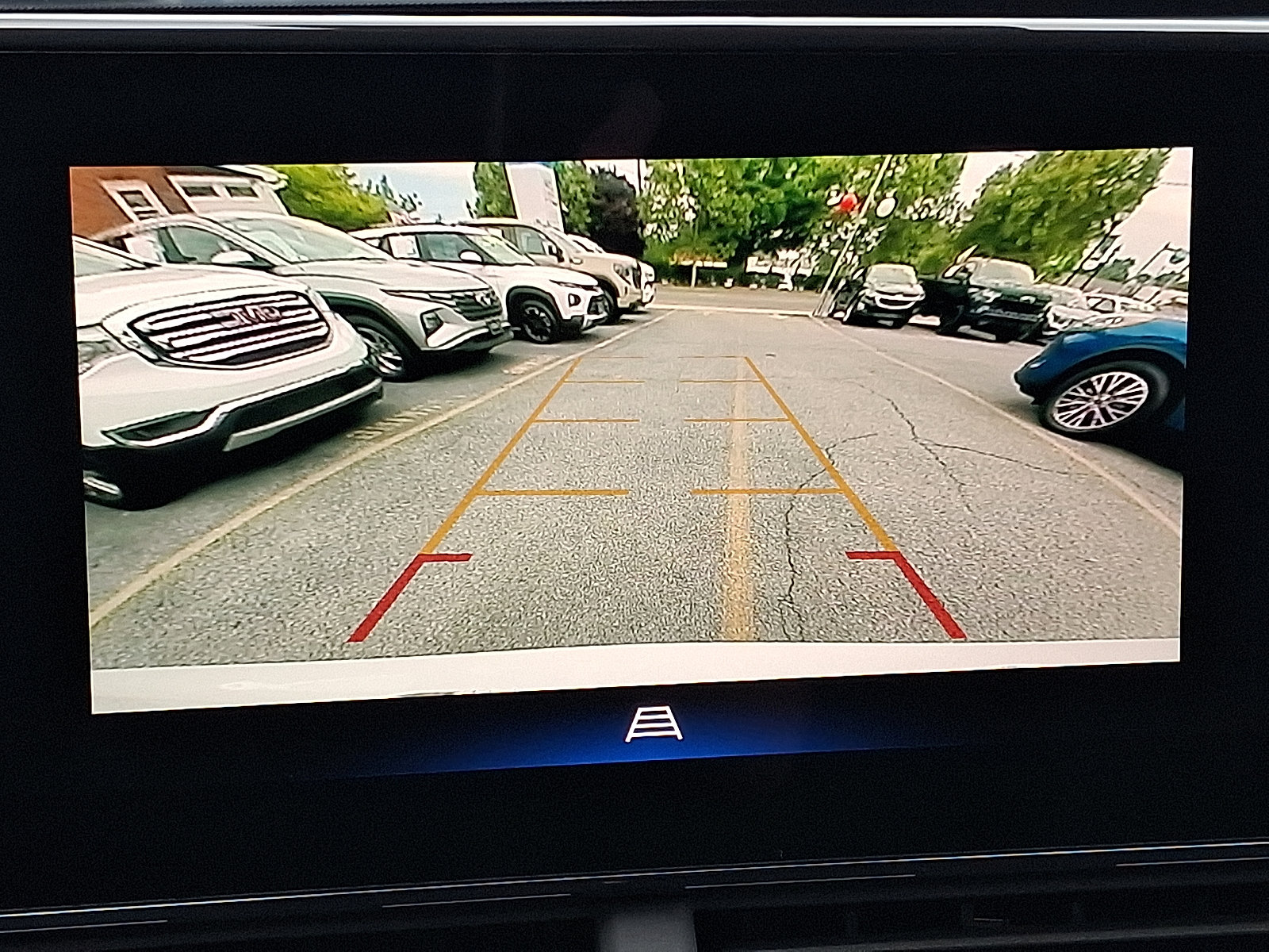 Used 2024 Chevrolet Trax LT w/ Driver Confidence Package FWD image 18