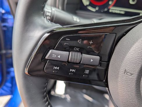 Certified 2025 Nissan Z Performance w/ Floor Mat Package image 28