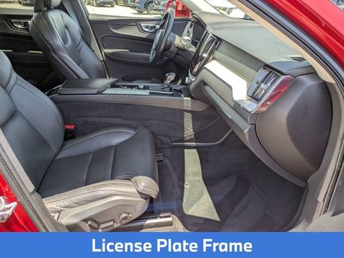 Used 2021 Volvo XC60 T6 Inscription w/ Protection Package Premier AWD/4WD image 28