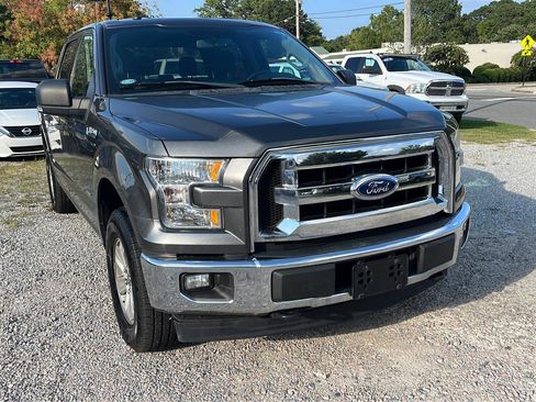 Used 2017 Ford F150 XLT w/ Equipment Group 301A Mid image 3