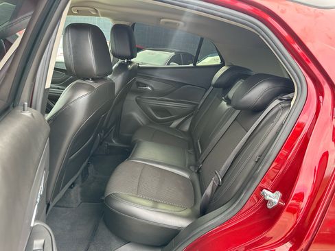 Used 2021 Buick Encore Preferred image 25