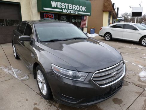 Used 2015 Ford Taurus SEL w/ Equipment Group 201A image 1