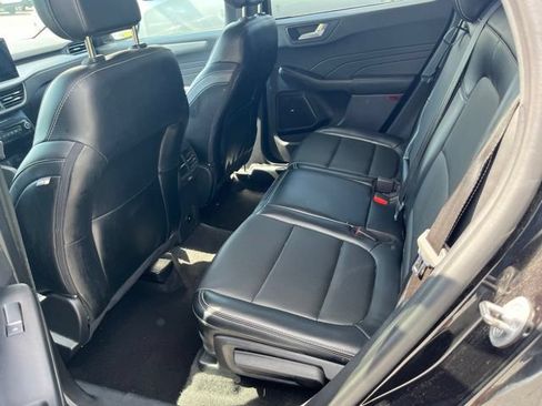 Used 2024 Ford Escape Platinum AWD/4WD image 5