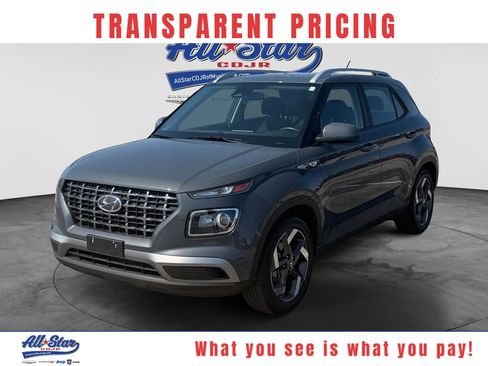 Used 2025 Hyundai Venue SEL FWD image 1