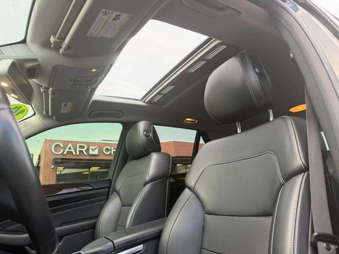 Used 2014 Mercedes-Benz ML 350 4MATIC image 9