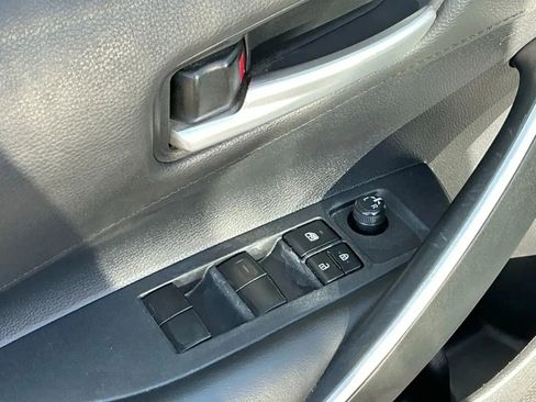 Used 2020 Toyota Corolla SE image 11