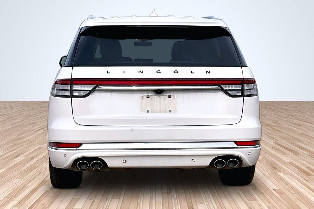 Used 2022 Lincoln Aviator Black Label AWD/4WD image 4