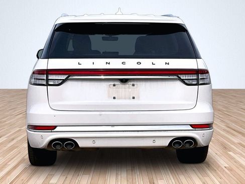 Used 2022 Lincoln Aviator Black Label AWD/4WD image 4