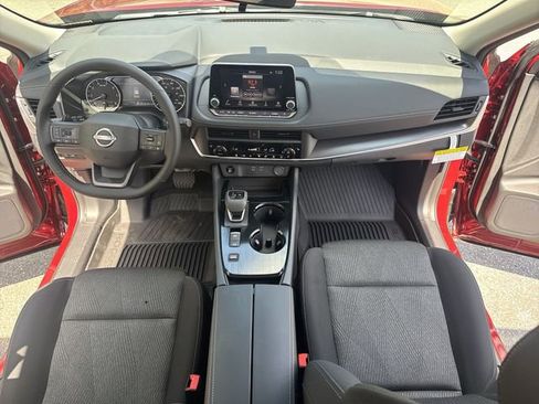 New 2026 Nissan Rogue SV FWD image 9