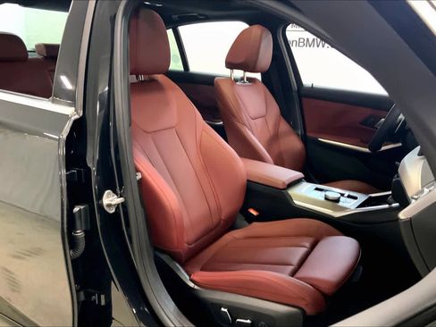 Used 2025 BMW 330i xDrive 330i xDrive image 9