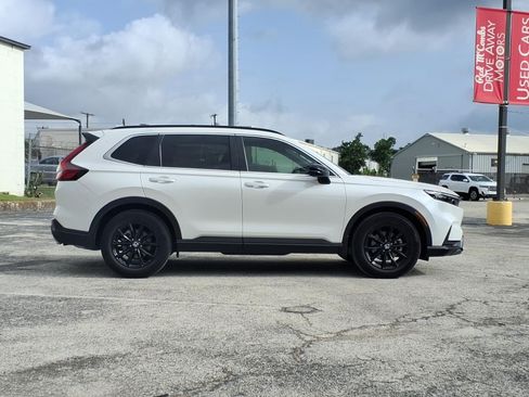 Used 2025 Honda CR-V Sport image 11