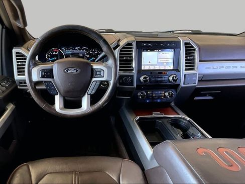 Used 2017 Ford F250 King Ranch w/ King Ranch Ultimate Package AWD/4WD image 5