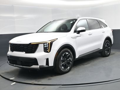 Used 2025 Kia Sorento S w/ Panoramic Sunroof Package