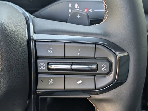 New 2026 GMC Yukon AT4 w/ AT4 Premium Plus Package AWD/4WD image 21