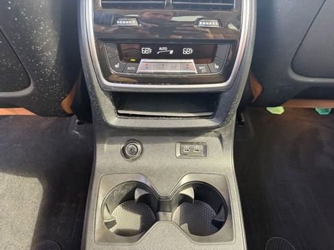 Used 2024 BMW X7 xDrive40i w/ Premium Package AWD/4WD image 29