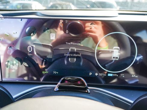 New 2026 Hyundai Ioniq 9 SEL image 25