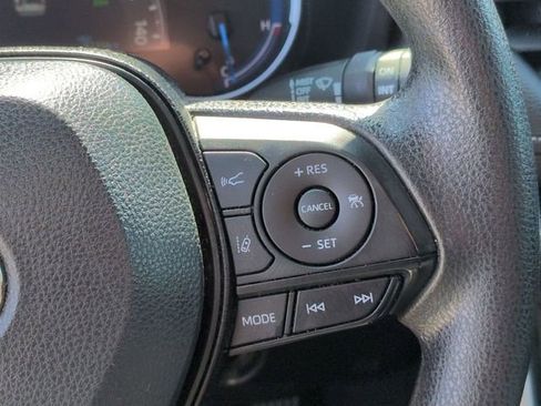 Used 2023 Toyota RAV4 AWD Hybrid image 19