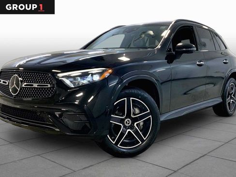 Used 2023 Mercedes-Benz GLC 300 4MATIC image 1