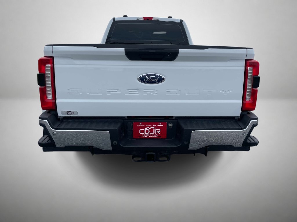 Used 2023 Ford F350 XL w/ 360-Degree Camera Package AWD/4WD image 4