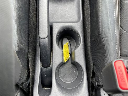 Used 2020 Nissan Kicks SV image 21