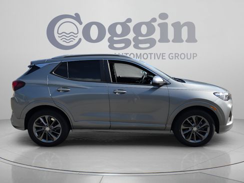 Certified 2023 Buick Encore GX Select w/ Sport Touring Package FWD image 6