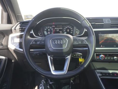 Used 2022 Audi Q3 2.0T Premium Plus AWD/4WD image 48