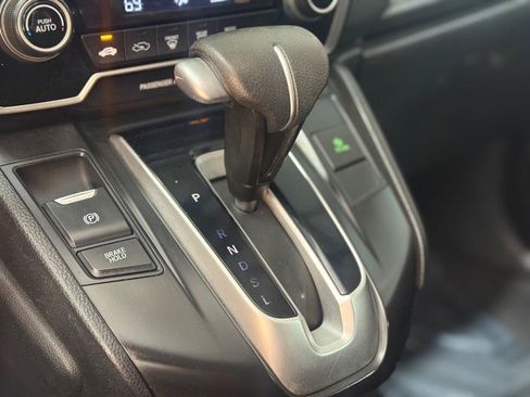 Used 2018 Honda CR-V LX image 19