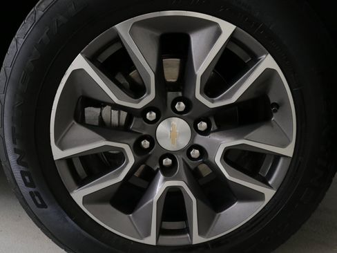 Used 2023 Chevrolet Tahoe LS image 31