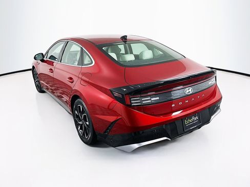 Used 2025 Hyundai Sonata SEL FWD image 5