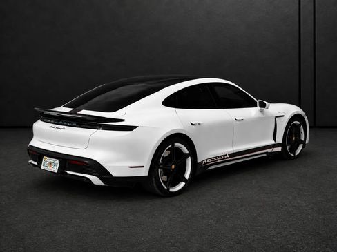 Used 2021 Porsche Taycan AWD/4WD image 3