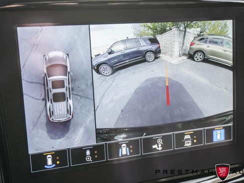 Used 2022 Chevrolet Traverse Premier w/ Redline Edition FWD image 38