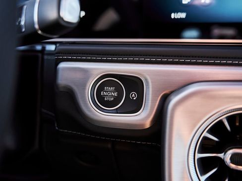 Used 2025 Mercedes-Benz G 63 AMG 4MATIC image 65