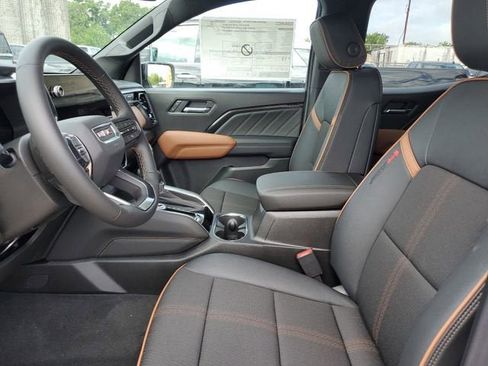 New 2026 GMC Canyon AT4 AWD/4WD image 19