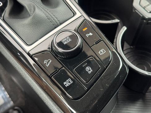 Used 2024 Kia Sportage SX FWD image 30