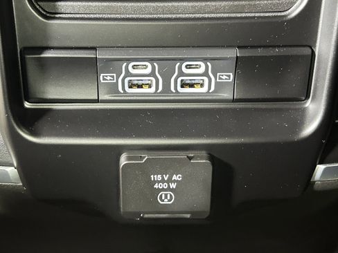 Certified 2025 RAM 2500 Big Horn AWD/4WD image 34