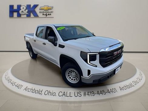 Used 2023 GMC Sierra 1500 Pro w/ Pro Value Package AWD/4WD image 1